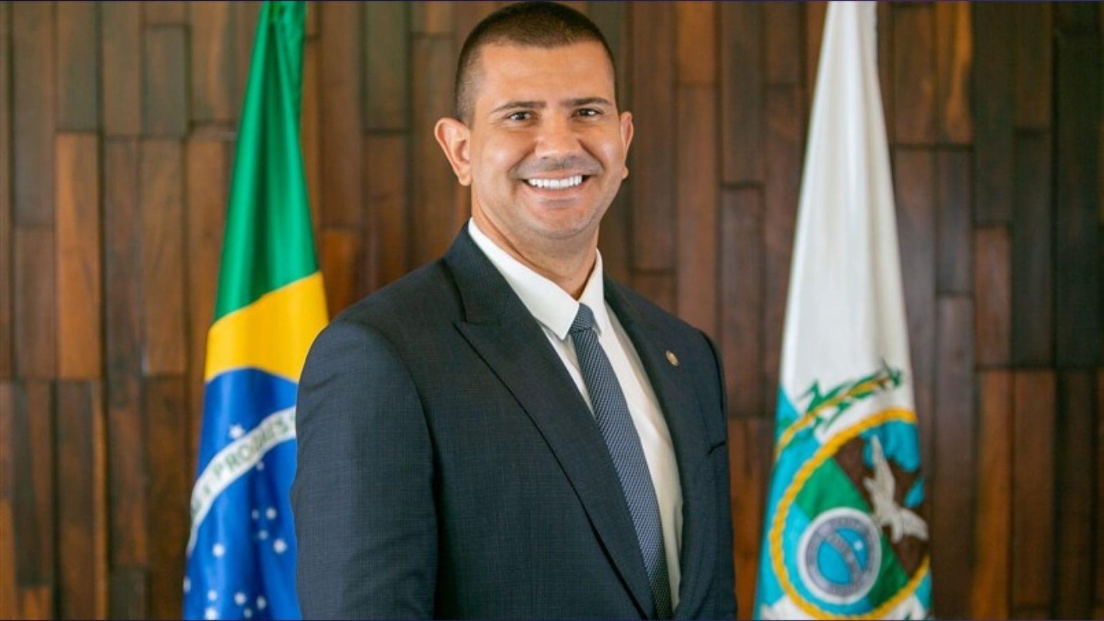 Justiça Eleitoral retotaliza votos no Rio de Janeiro e confirma vitória de Douglas Ruas no primeiro turno