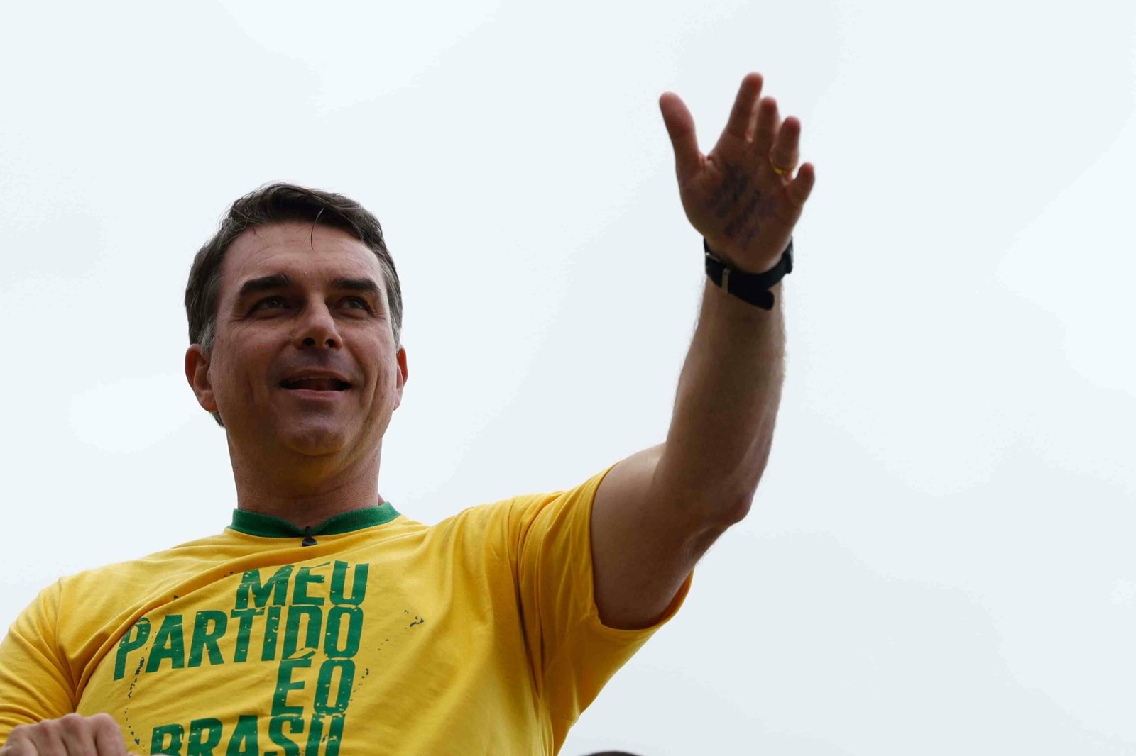 Flávio Bolsonaro propõe rede nacional de atendimento a crianças com autismo