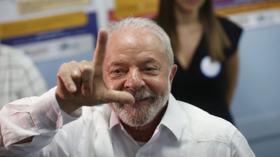 O Golpe milionário perfeito no INSS: entidades fecham as portas, Governo Lula cobre rombo com cofres públicos e contribuintes pagam a conta