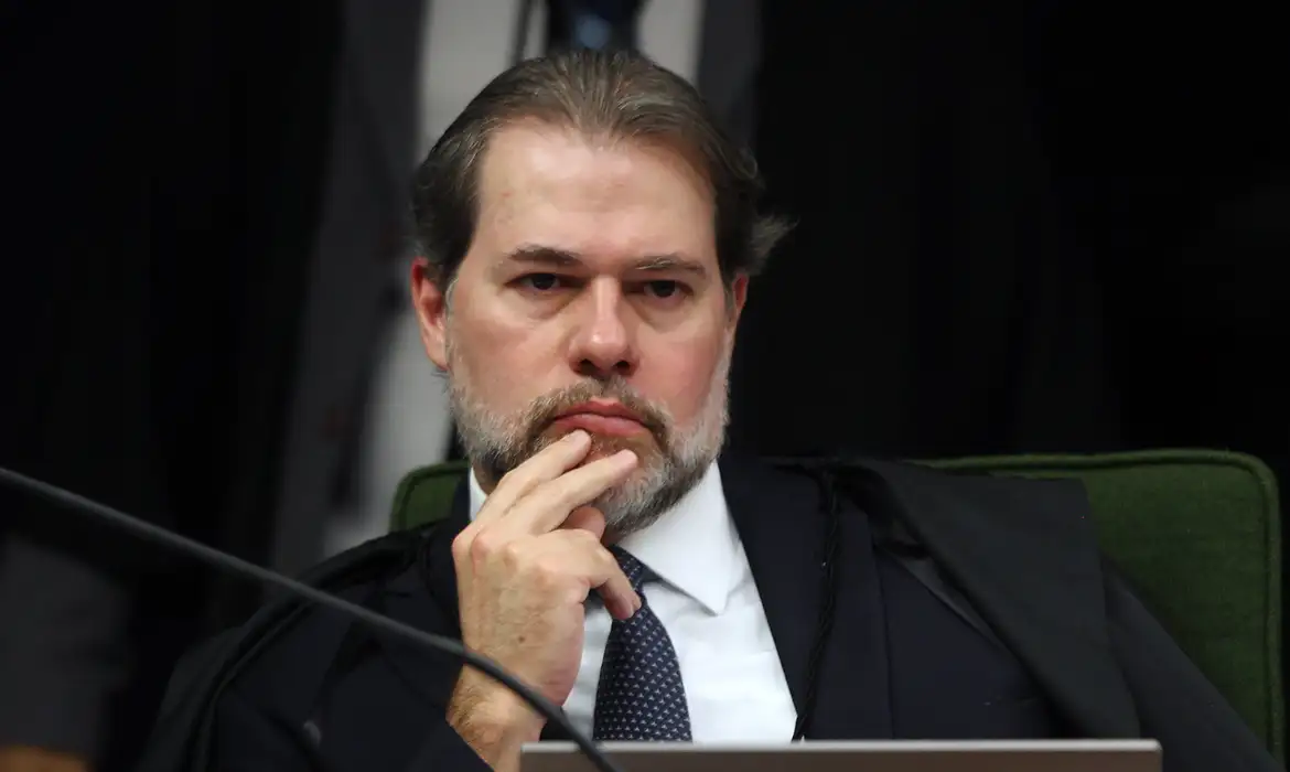 PF deve pedir ao STF quebra de sigilo de fundo ligado a familiares de Dias Toffoli em investigação sobre fraudes no Banco Master